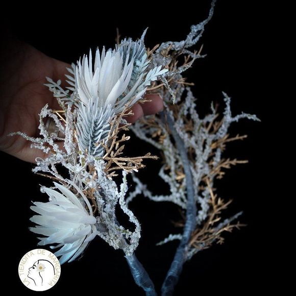 Winter bridal themed tiara headband handmade new wedding - Picture 6 of 9